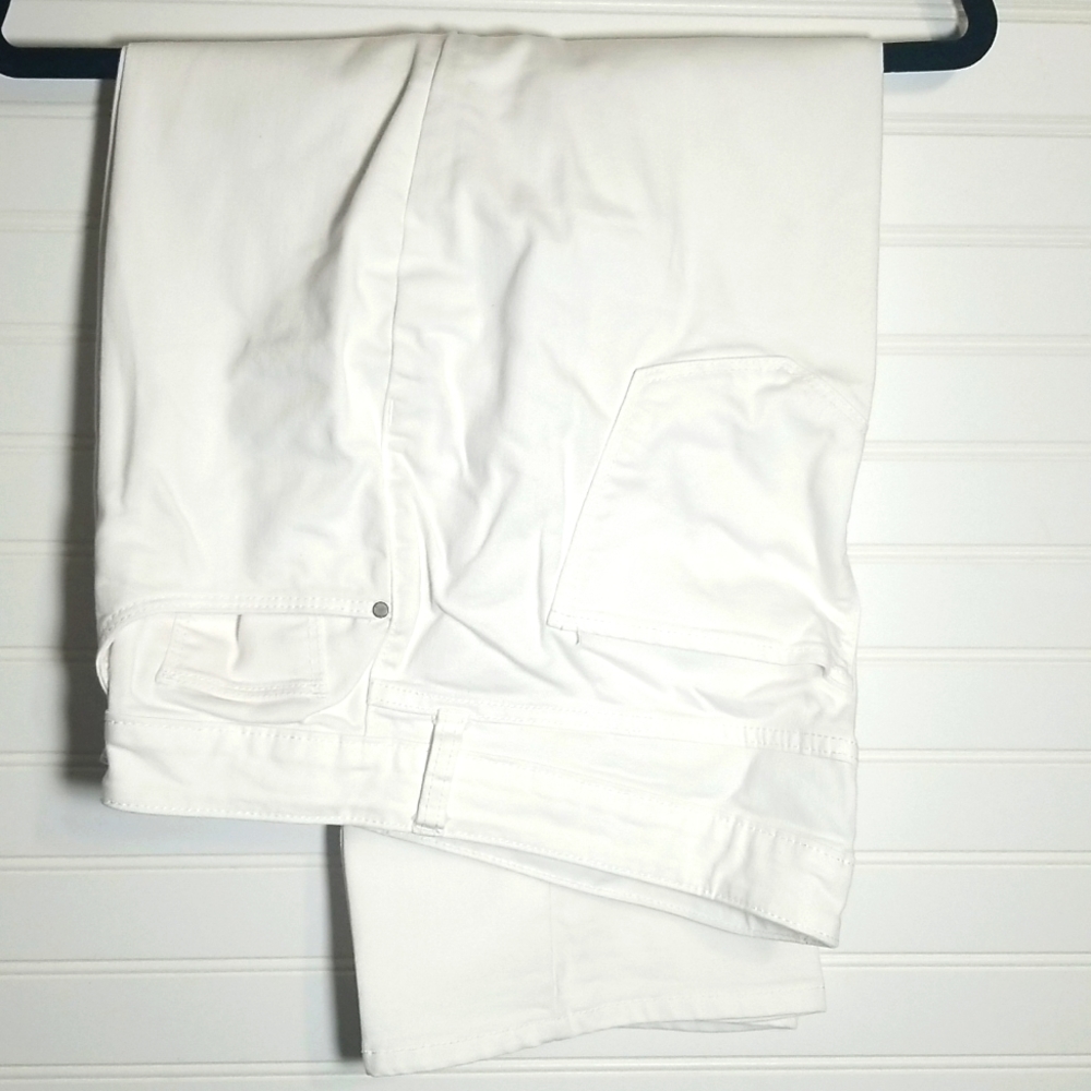 Croft & Barrow Cropped pants White 18 Beachcore Summer